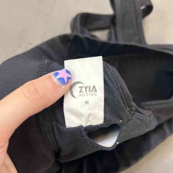 ZYIA ActiveBlack Adjustable Mesh Sports Bra Size Medium FS Benefits Charity - Picture 8 of 10